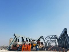 【铭诚业绩】正阳路沂河大桥钢桥面铺装